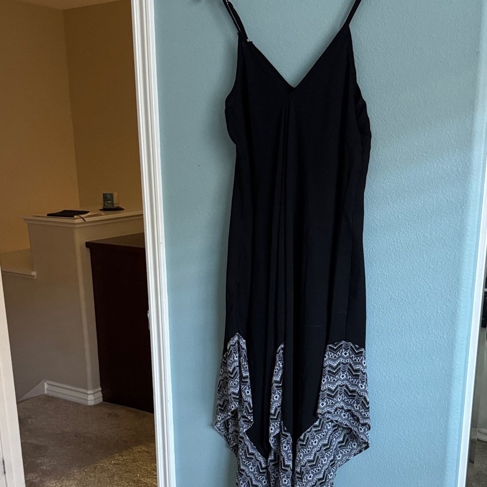 Jessica Simpson Sheer Black Bathing Suit Cover with White Pattern